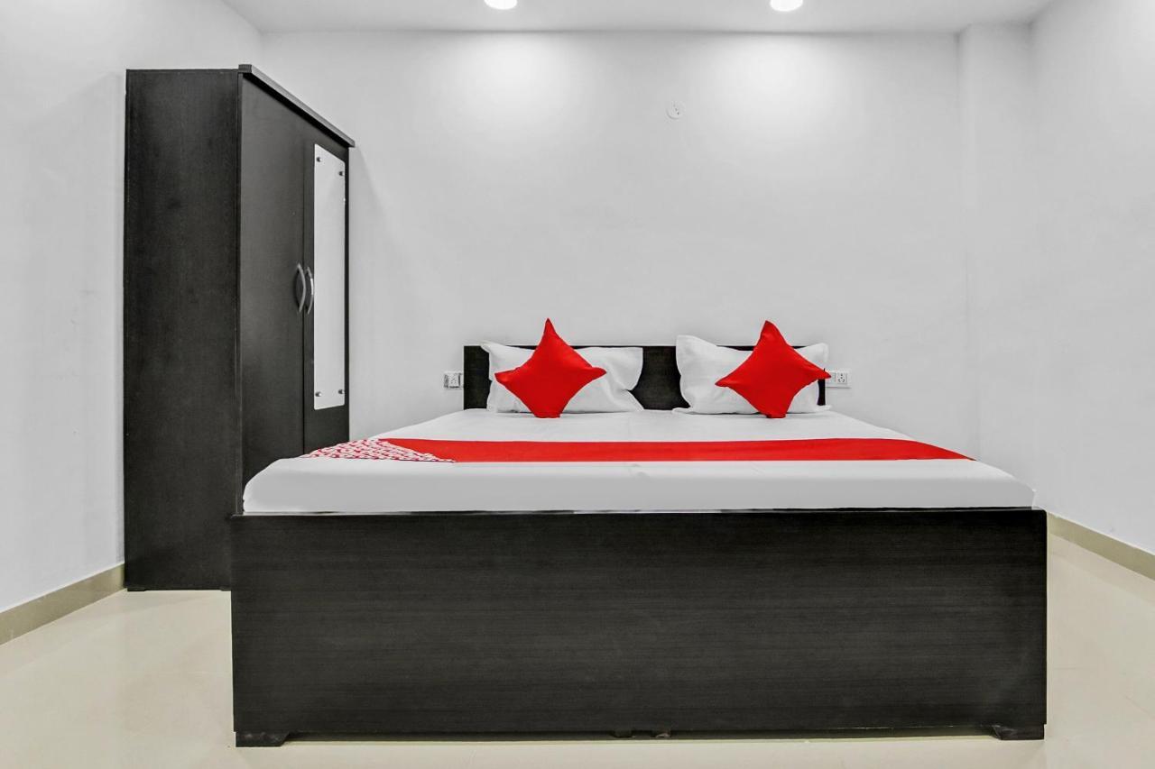 Flagship Hotel Secret Mirage Near Rithala Metro Station Neu-Delhi Exterior foto
