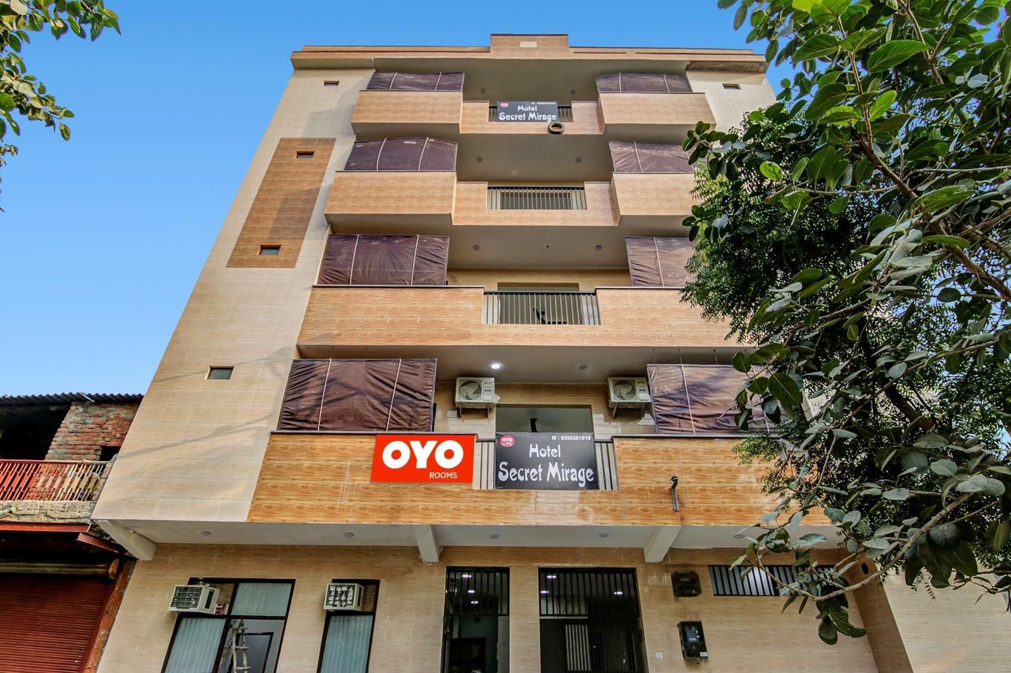 Flagship Hotel Secret Mirage Near Rithala Metro Station Neu-Delhi Exterior foto